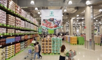 Sales of warehouse stores rise amid high dining-out costs