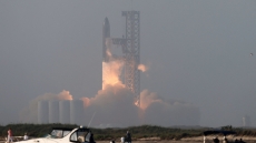 [영상]발사 4분만에 폭발…스페이스X 우주선 스타십, 첫 시험비행 실패
