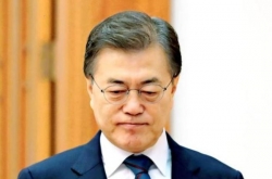 Moon to meet party leaders next week over N. Korea ties