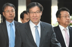 Posco’s political neutrality questioned over chairman’s abrupt resignation