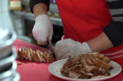 [Video] Savory pig’s trotters, jokbal