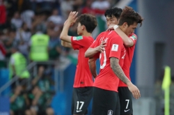 [World Cup] S. Korean defender becoming fans' scapegoat for losses