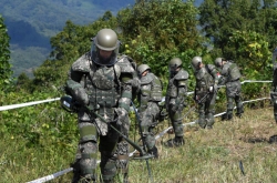 [From the scene] S. Korea’s ‘Hurt Locker’ mission: Removing landmines in DMZ