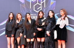 [Photo News] K-pop stars rock red carpet looks at 2018 MGA