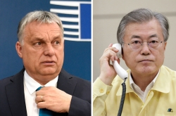 Moon asks Hungary to do its best to rescue missing S. Koreans