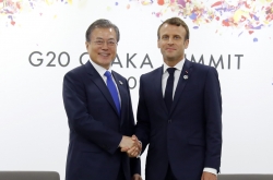 Macron promises France’s support for Moon’s peace drive