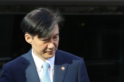 Prosecution raids Justice Minister Cho Kuk’s home in unprecedented move