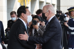 Yoon, Biden begin first summit at Yongsan presidential office