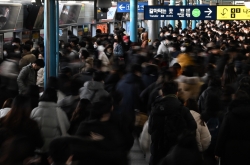 Seoul hit by first subway labor union walkout in 6 years