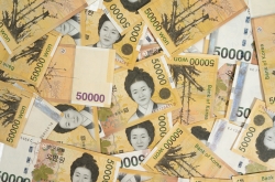 S. Korea's fiscal deficit expands on-year in April