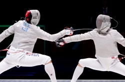 S. Korean fencer Oh Sang-uk wins gold in men's individual sabre