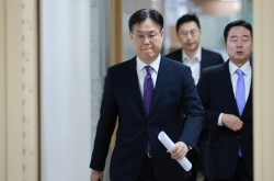 Yoon's aides, PM offer to resign over election defeat