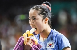 S. Korean table tennis star captures hearts with sportsmanship, charm