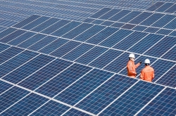 [Going Renewable (5)] South Korea faces solar power dilemma
