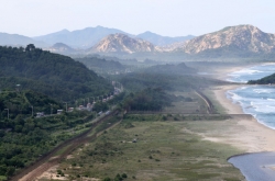 Pyongyang demands Seoul tear down inter-Korean resort facilities