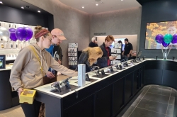 [From the Scene] Samsung store offers new shopping experience to Galaxy aficionados in LA