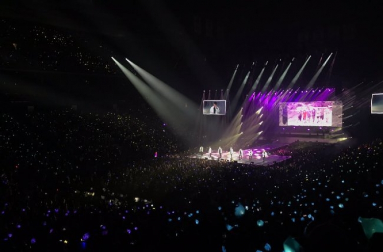 Bts Heats Up Newark On North American Leg Of Wings Tour