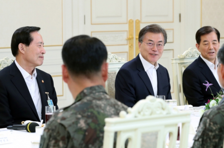 Moon to raise defense budget to 2.9% of GDP within term