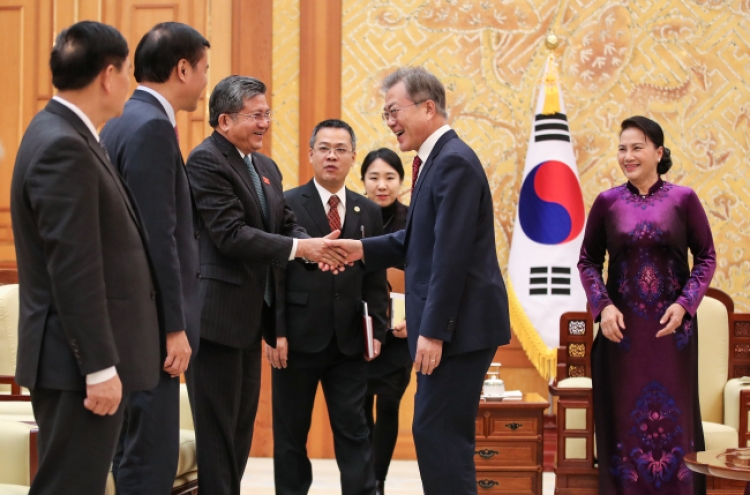 [ASEAN-Korea summit] South Korea forges close ties with Southeast Asia amid ‘fourth industrial revolution’