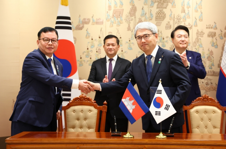 Korea Eximbank extends $120m loan to Cambodia for road development