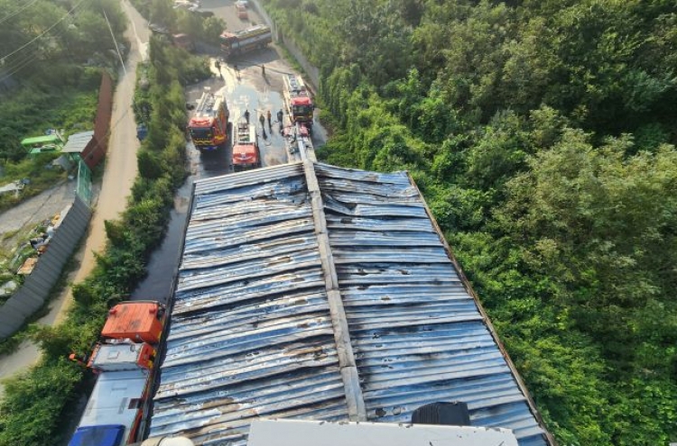 N. Korean trash balloon blamed for Paju warehouse fire