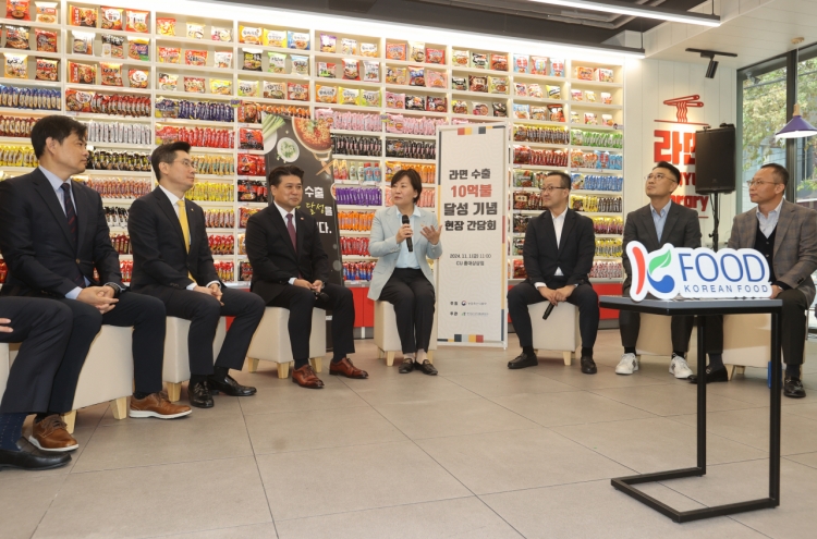 Korea’s instant ramyeon exports cross $1b milestone