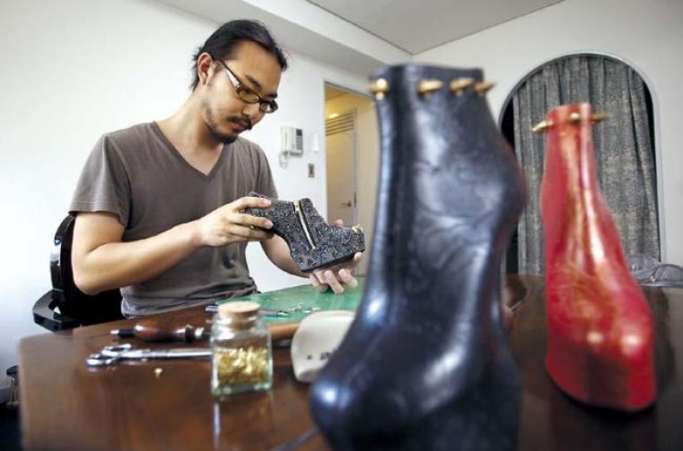 Japan inspires Gaga’s shoe designer