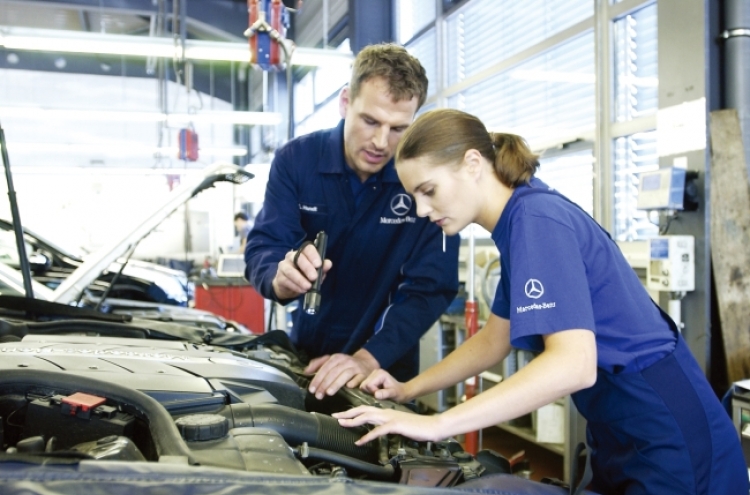 Mercedes-Benz ramps upcollision repair program
