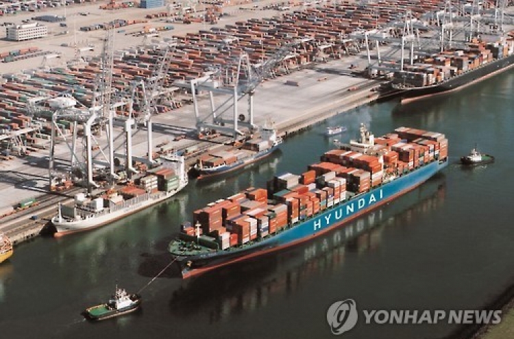 Korea's seaport cargo edges up in Q1