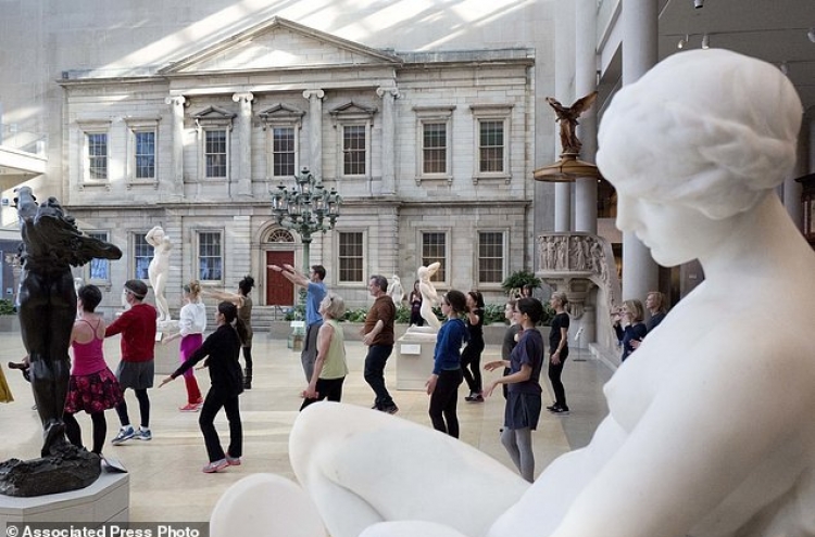 NY's Met Museum offers exercise amid world-class art