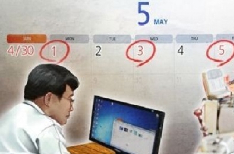 More workers plan to work during holidays in early May