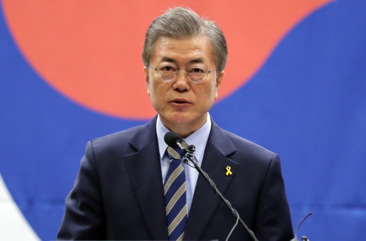 Moon vows to take initiative in denuclearizing North Korea