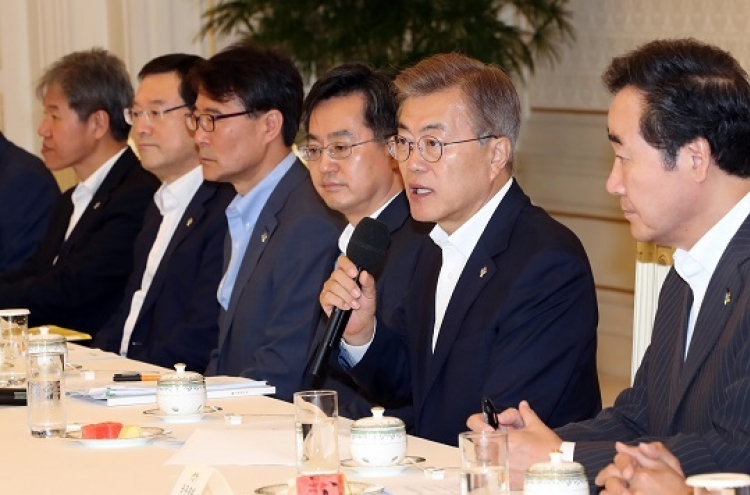 Moon vows efforts for greater local autonomy