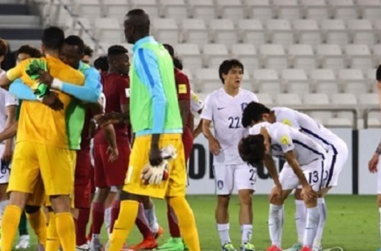 Men's nat'l football team makes solemn return from loss in Qatar