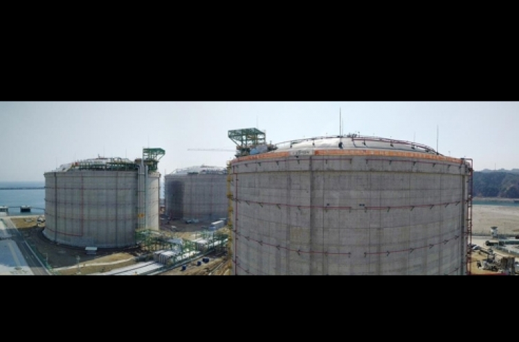 KOGAS starts operation of 3 LNG storage tanks in Korea