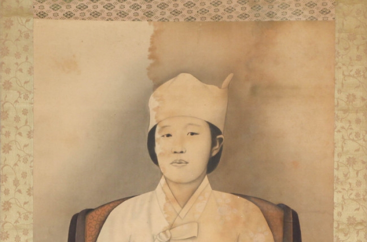Alleged portrait of Empress Myseongseong on show for first time