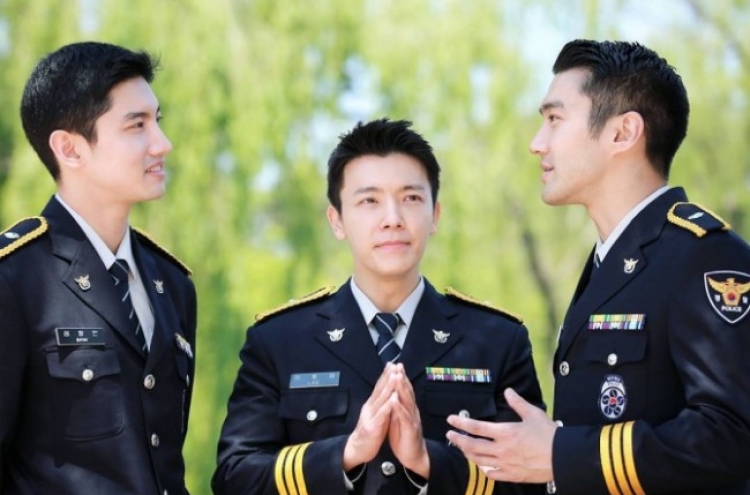 TVXQ’s Changmin, Super Junior’s Siwon to be discharged from military Friday
