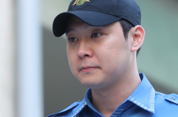 JYJ member Park Yu-chun discharged from military