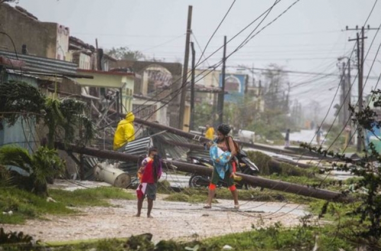 Hurricane Irma lashes Cuba; Jose poses threat elsewhere