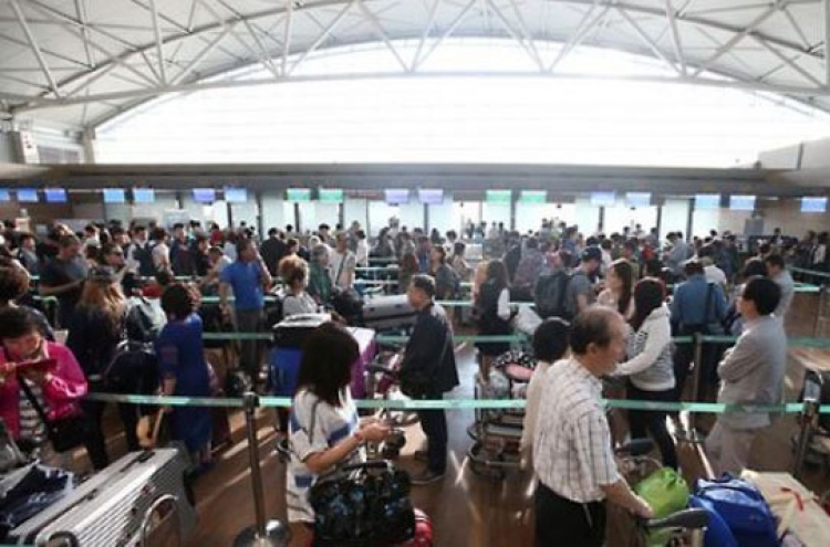 Over 1.1m people expected to travel abroad during Chuseok holiday