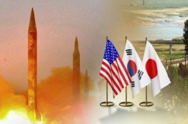 S. Korea, US, Japan vow ‘maximum pressure’ on N. Korea