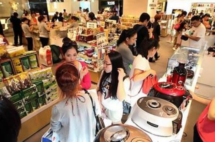 Retailers post sales rise despite anti-graft law: report