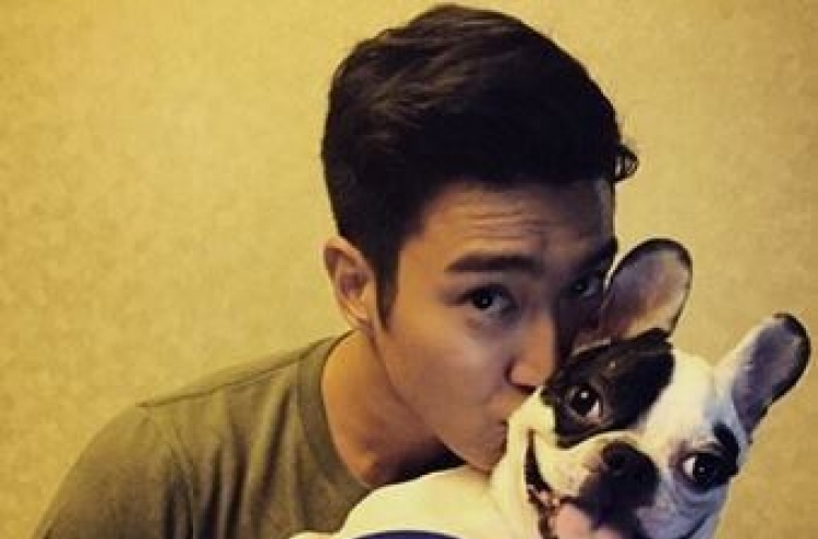 Netizens demand Choi Si-won drop out of drama after recent dog bite death