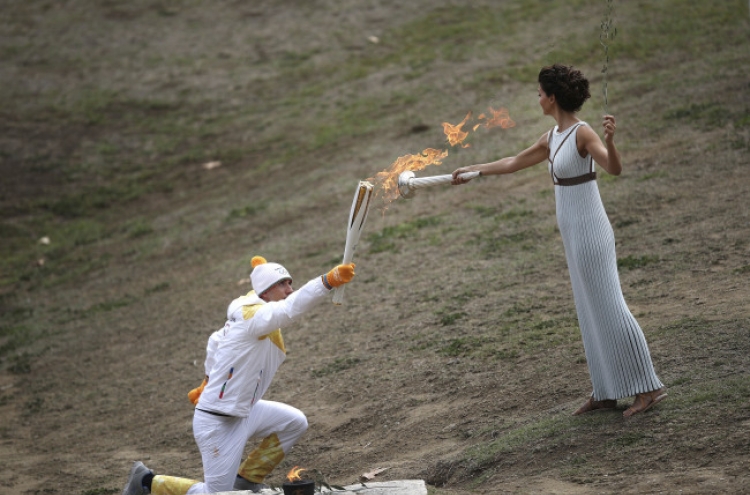 Olympic flame for PyeongChang 2018 lit in Greece