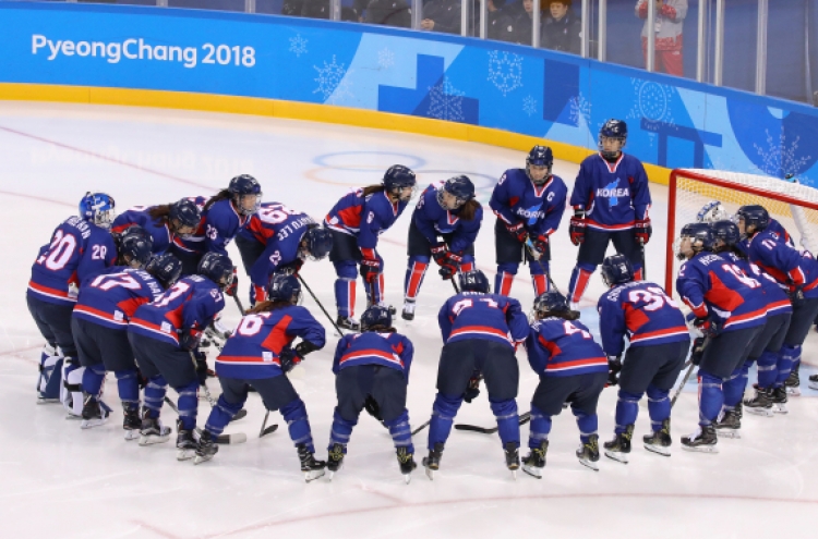[PyeongChang 2018] 3 N. Koreans dress for joint hockey team's 2nd game