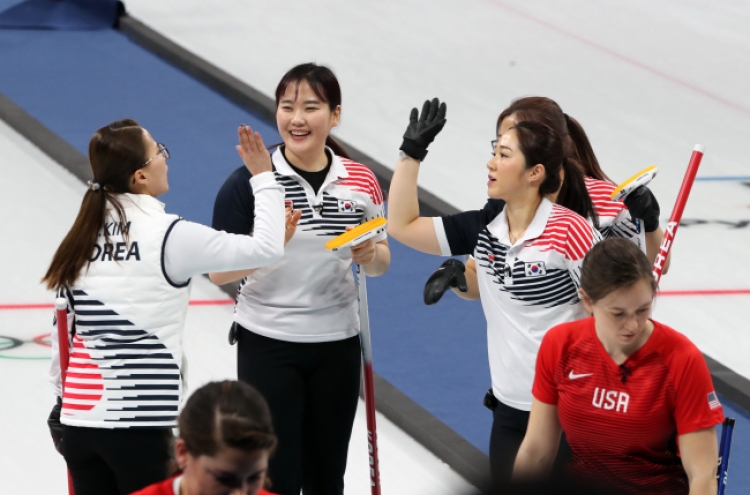 [PyeongChang 2018] Korea snatches ticket for semifinals in women's curling