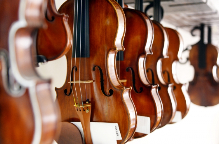 [Photo News] Anatomy of string instruments
