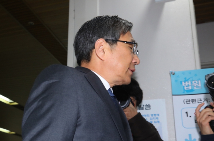 Ex-Park aide given suspended jail term for attempted coercion of CJ Group