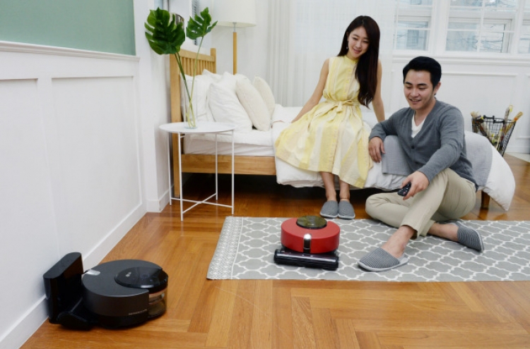 LG launches AI-equipped robot vacuum cleaner