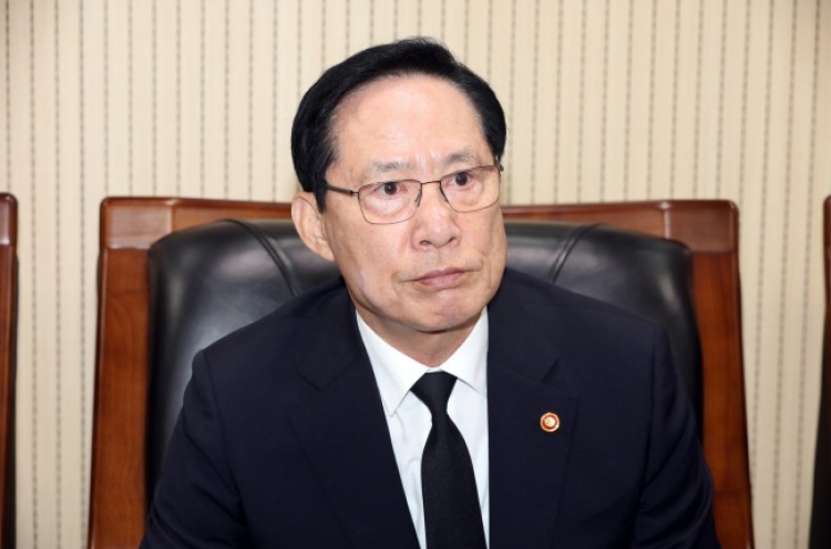 Defense chief apologizes to Gwangju uprising victims, vows to probe sexual assault allegations